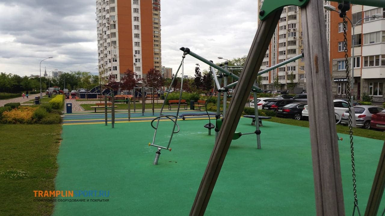 Спортивная детская площадка с покрытием из резиновой крошки EPDM