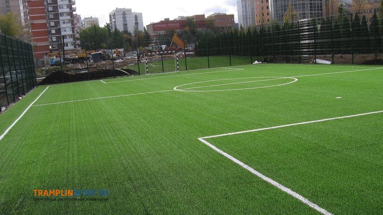 размеры площадки для мини футбола на улице 25 на 15 метров